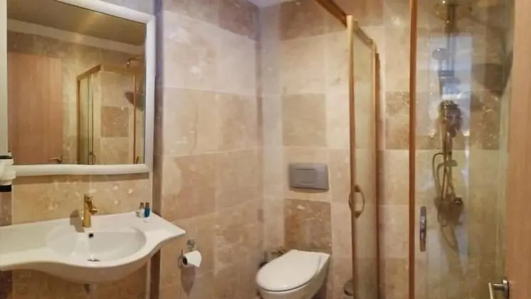 Deluxe Üç Kişilik Oda
