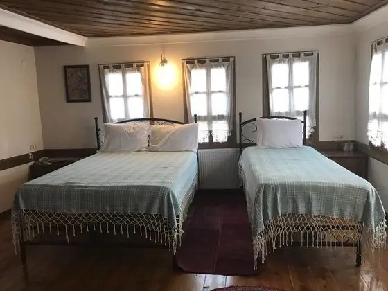 Standard Üç Kişilik Oda