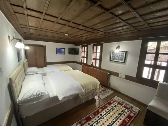 Standard Üç Kişilik Oda