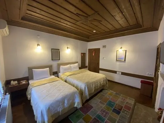 Standard Üç Kişilik Oda