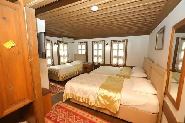 Standard Üç Kişilik Oda
