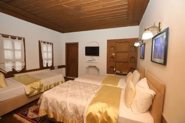 Standard Üç Kişilik Oda
