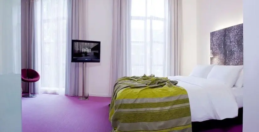 Comfort Tek Büyük Yataklı Oda