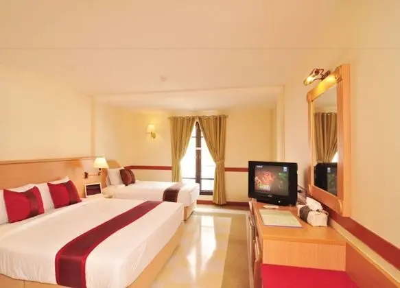 Deluxe Üç Kişilik Oda