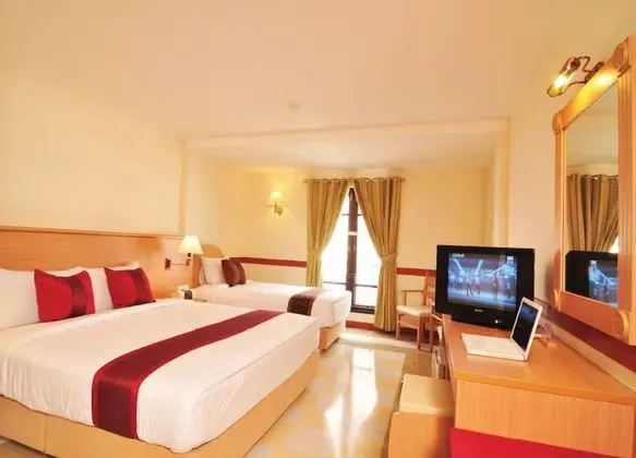 Deluxe Üç Kişilik Oda