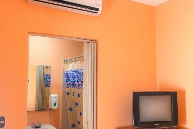 Basic Tek Büyük Yataklı Oda