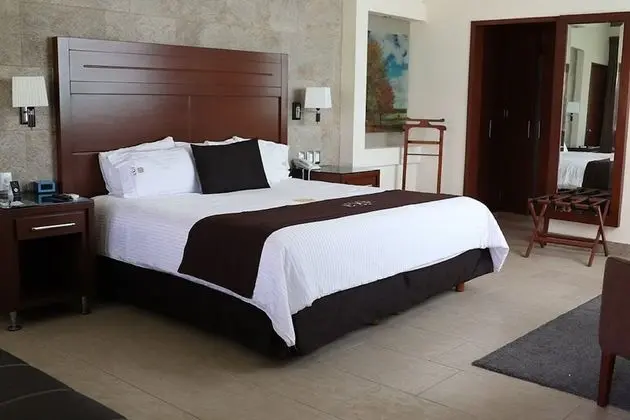 Suite 1 Double Bed