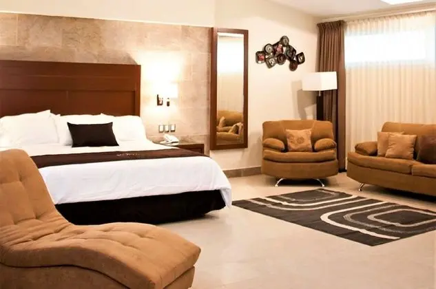 Suite 1 Double Bed
