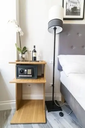 Basic Tek Büyük Yataklı Oda