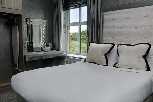 Standard Oda, 1 Çift Kişilik Yatak, Sigara İçilmez (Converts to 2 Twin Beds)