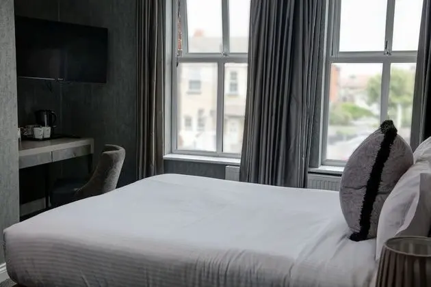 Standard Oda, 1 Çift Kişilik Yatak, Sigara İçilmez (Converts to 2 Twin Beds)