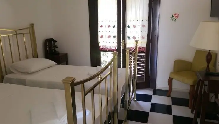Standard Tek Büyük veya İki Ayrı Yataklı Oda
