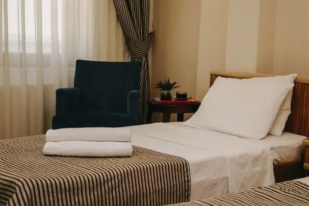 Basic Dört Kişilik Oda, Deniz Manzaralı