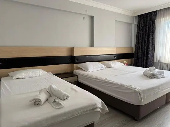 Standart Oda, Sokak Manzaralı