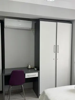 Standart Oda, Sokak Manzaralı