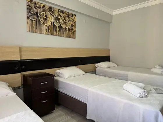 Standart Oda, Sokak Manzaralı