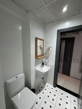 Standart Oda, Sokak Manzaralı