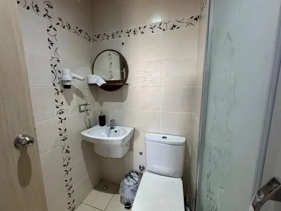 Standart Oda, Sokak Manzaralı