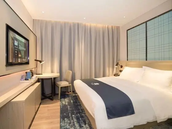 Luxury Tek Büyük Yataklı Oda