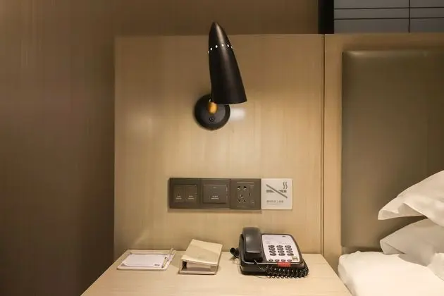 Design Tek Büyük Yataklı Oda