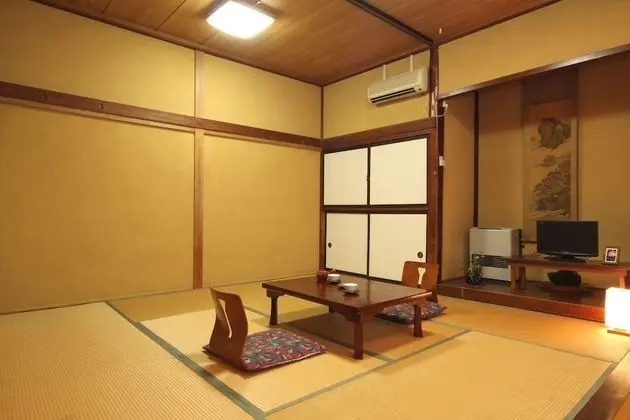 Traditional Oda, Özel Banyo (Japanese Style, for 3 Guests)
