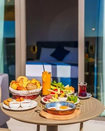 Deluxe Oda,Şehir Manzaralı,Teraslı