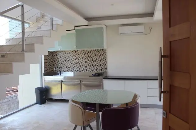Duplex Penthouse with Rooftop Balcony