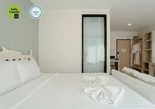 Deluxe Tek Büyük Yataklı Oda, Bahçe Manzaralı