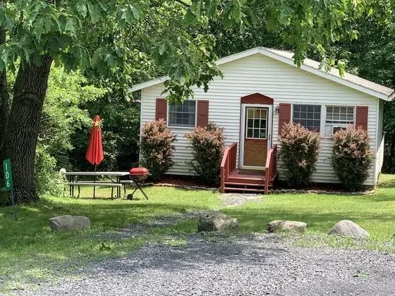 Standard Kır Evi, Birden Çok Yatak, Şömine, Havuz Manzaralı
