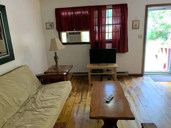 Standard Kır Evi, Birden Çok Yatak, Şömine, Havuz Manzaralı