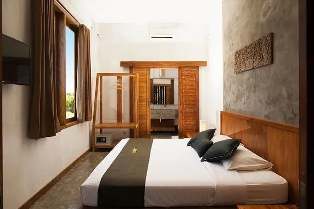 Deluxe AC Room