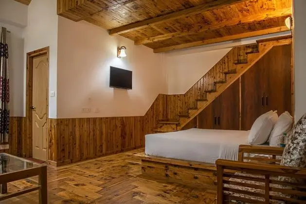 Deluxe Üç Kişilik Oda
