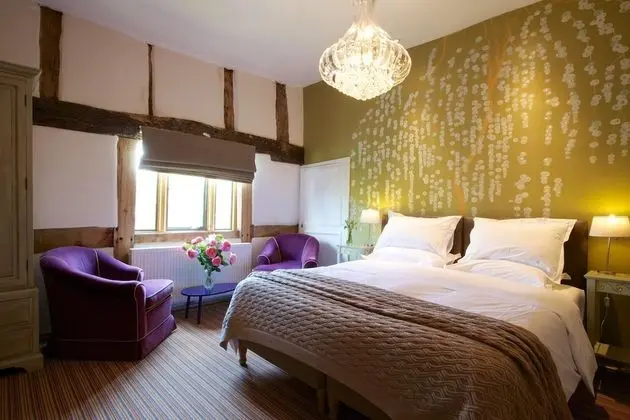 Luxury Tek Büyük Yataklı Oda