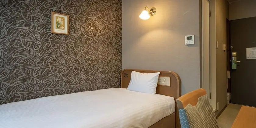 Tek Kişilik Oda, Sigara İçilmez