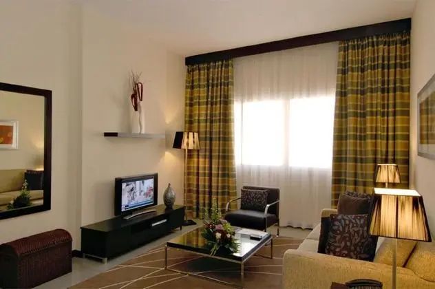Deluxe Suite 1 Bedroom Apartment