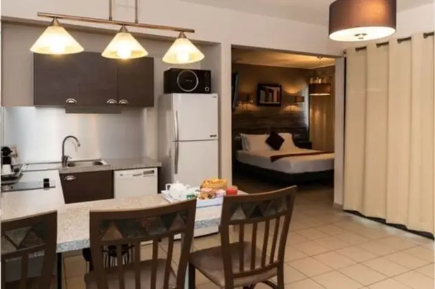 Family Suite, 1 Queen Bed with Sofa bed, breakfast not included