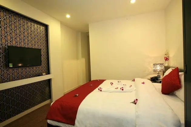 Superior Queen Room No Window