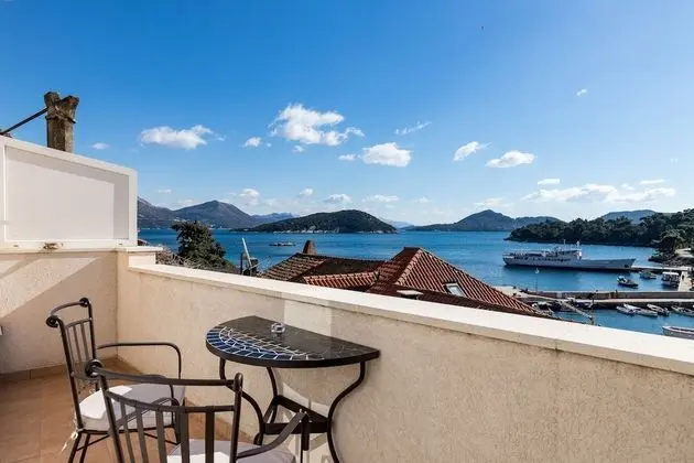 Panoramic Apart Daire, Balkon