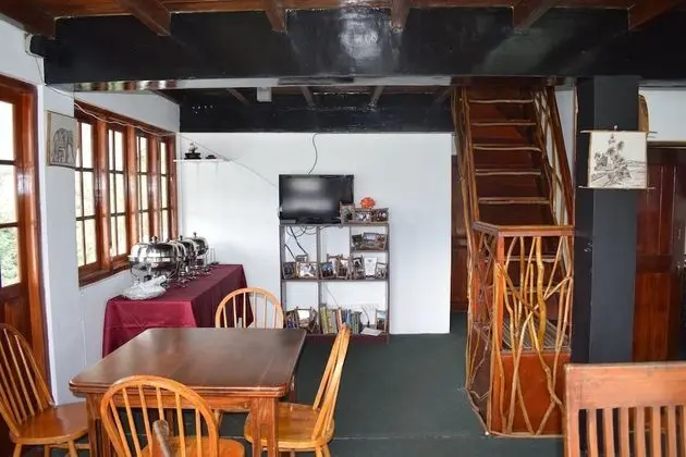 Design Dört Kişilik Oda, 1 Yatak Odası, Kısmi Göl Manzaralı (Room No 5)