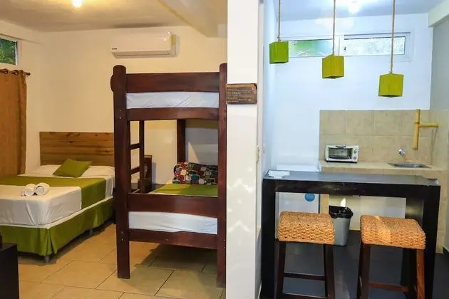Comfort Stüdyo, Havuz Manzaralı