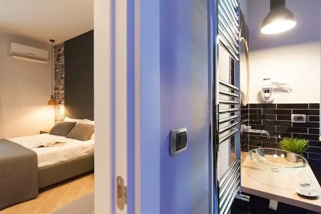 Dört Kişilik Oda, Bahçe Manzaralı