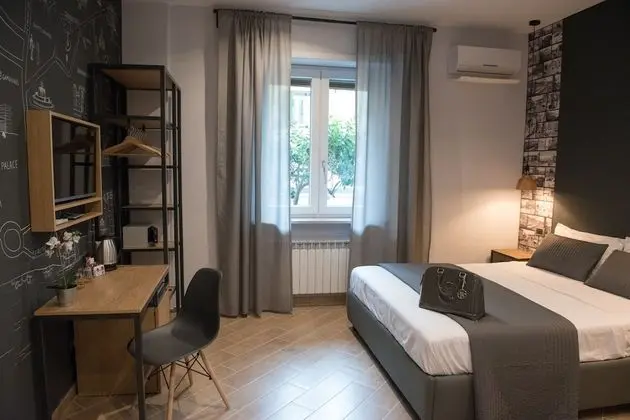 Tek Büyük Yataklı Oda