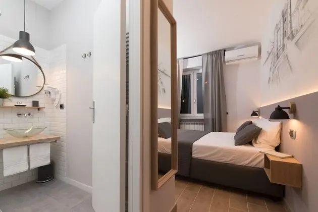 Tek Büyük Yataklı Oda