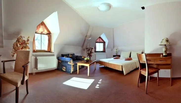 Comfort Tek Büyük veya İki Ayrı Yataklı Oda