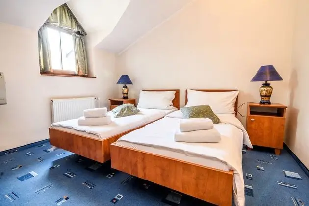 Comfort Tek Büyük veya İki Ayrı Yataklı Oda