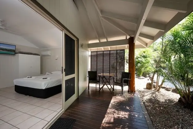 Villa, Havuz Manzaralı