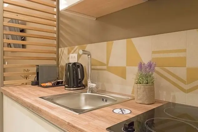 Two-store maisonette