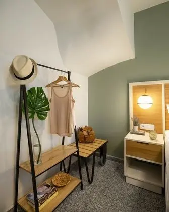 Two-store maisonette