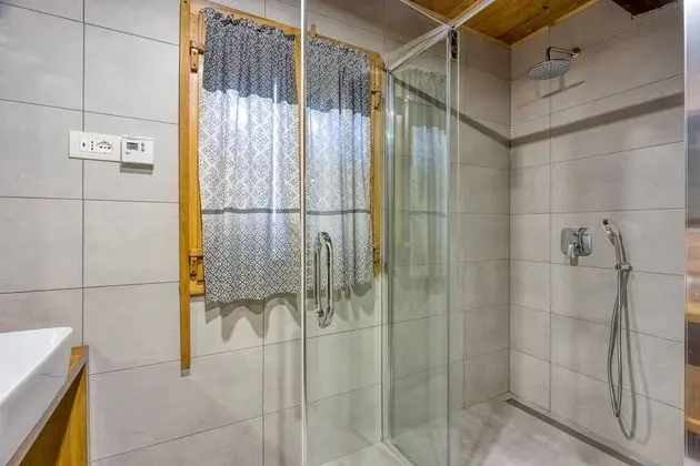 Family Ev, Birden Çok Yatak, Bahçeli (Eco House Lina With Wellness)
