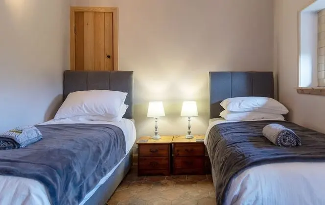 Luxury Kır Evi, Banyolu/Duşlu, Avlu Manzaralı (Kennels Cottage)
